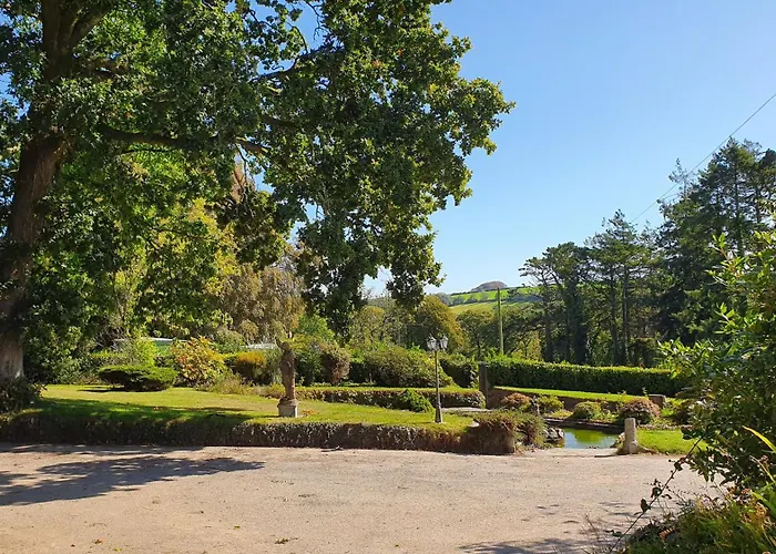 Acorn Lodge - Oak View Holiday Lodges - Pet Friendly